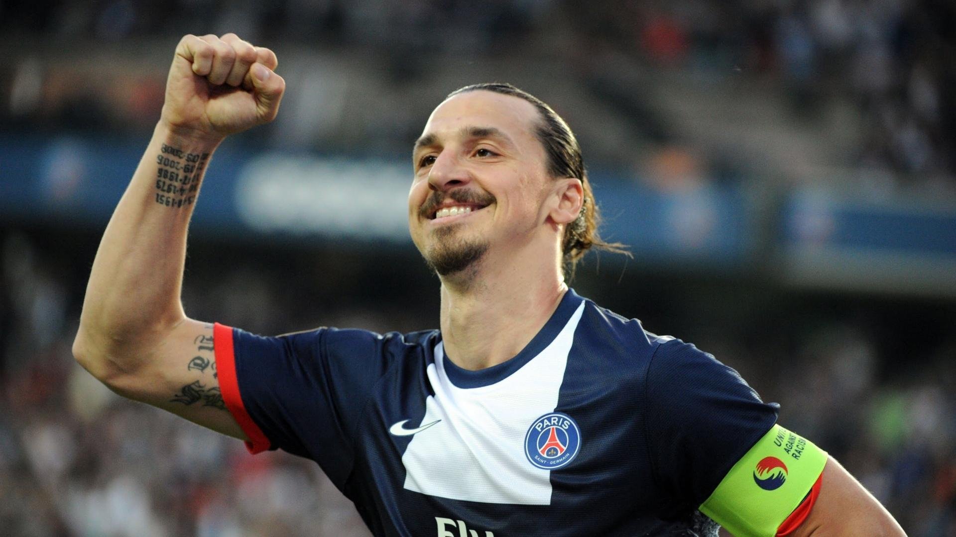 体育焦点快讯盘点今日热点，体育热点资讯